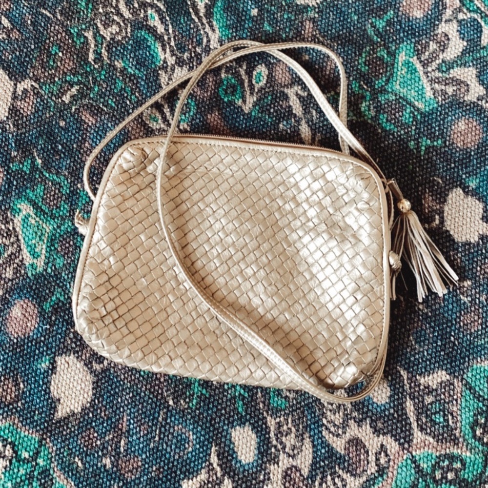 Ganson Shoulders woven Designer purse - Picture 5 of 6